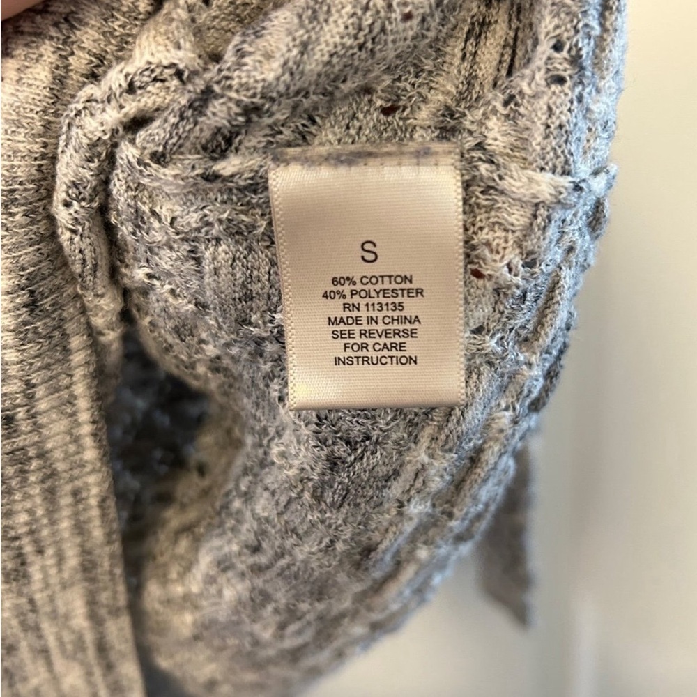 Sweater bundle (3) - Picture 9 of 9